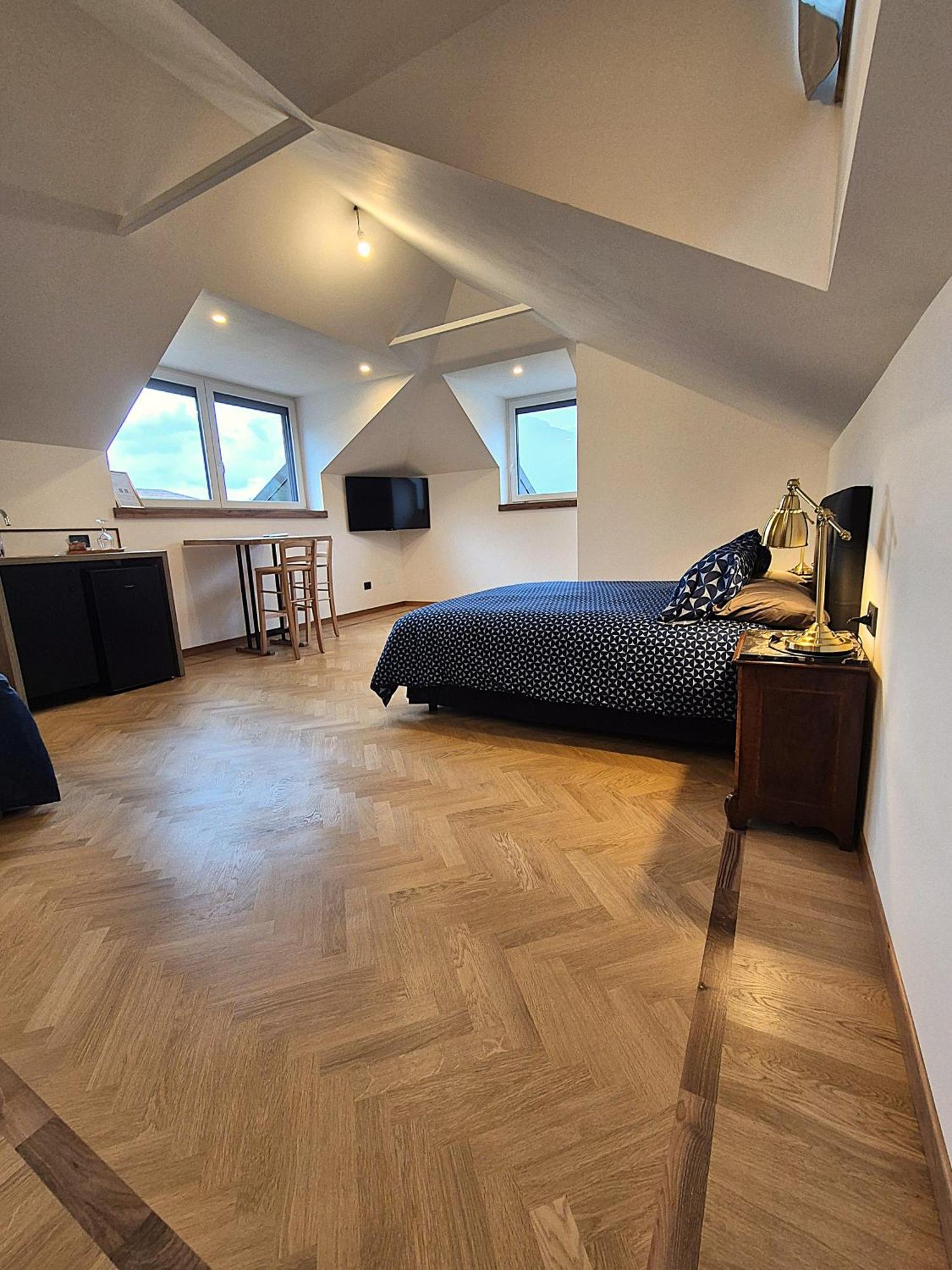 Residenza Laurum Mandello del Lario Bagian luar foto
